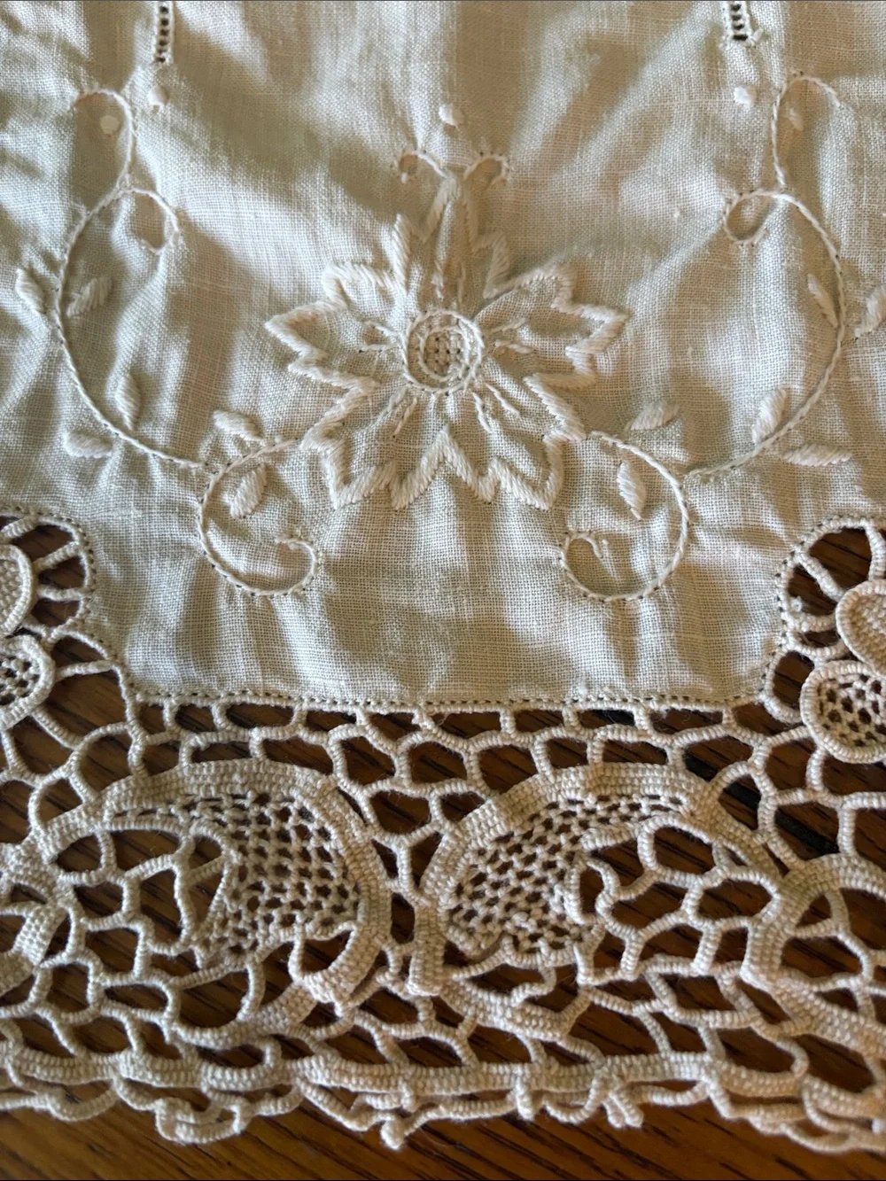 Vintage Cream Embroidered Table Linen